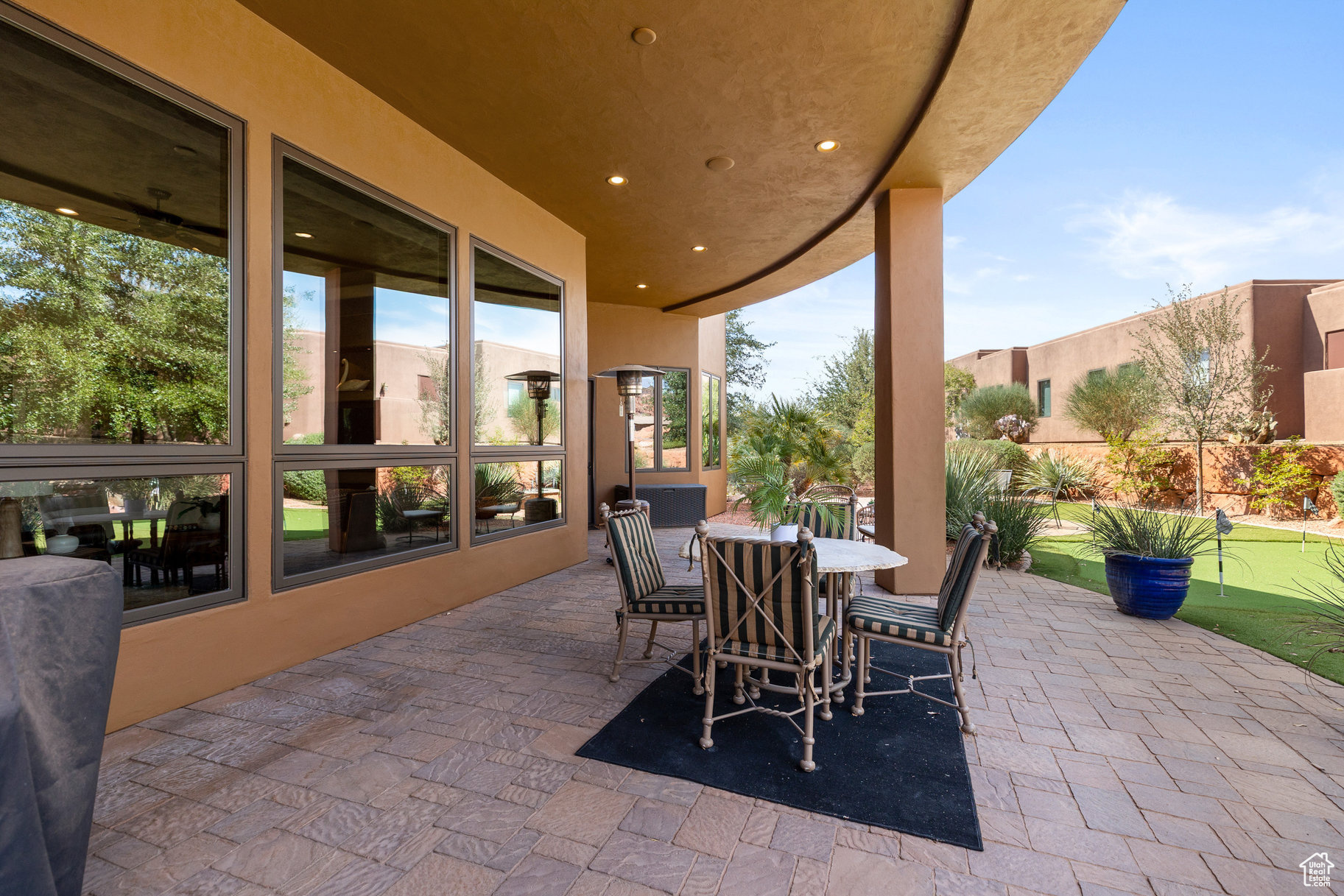 THE CLIFFS OF SNOW CANYON - Residential