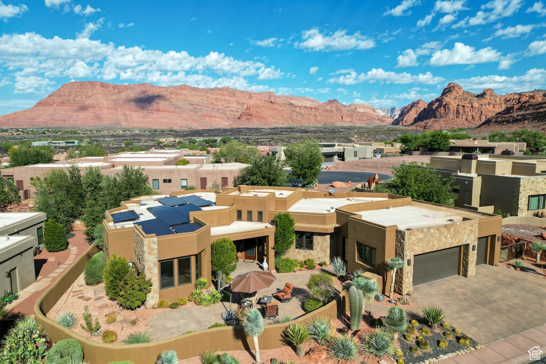 THE CLIFFS OF SNOW CANYON - Residential