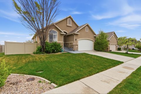 Tiny photo for 2257 W 2120 N, Lehi, UT 84043 (MLS # 2147887)