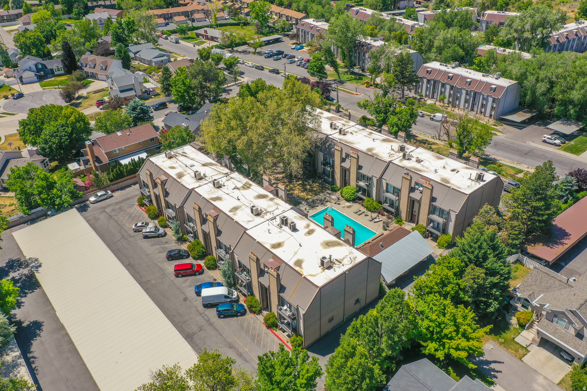 CREEKSIDE - Residential