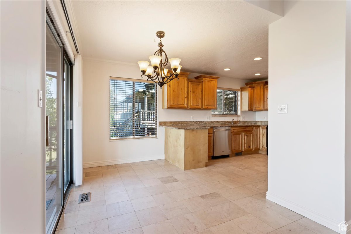 WOODRIDGE EST 2 - Residential