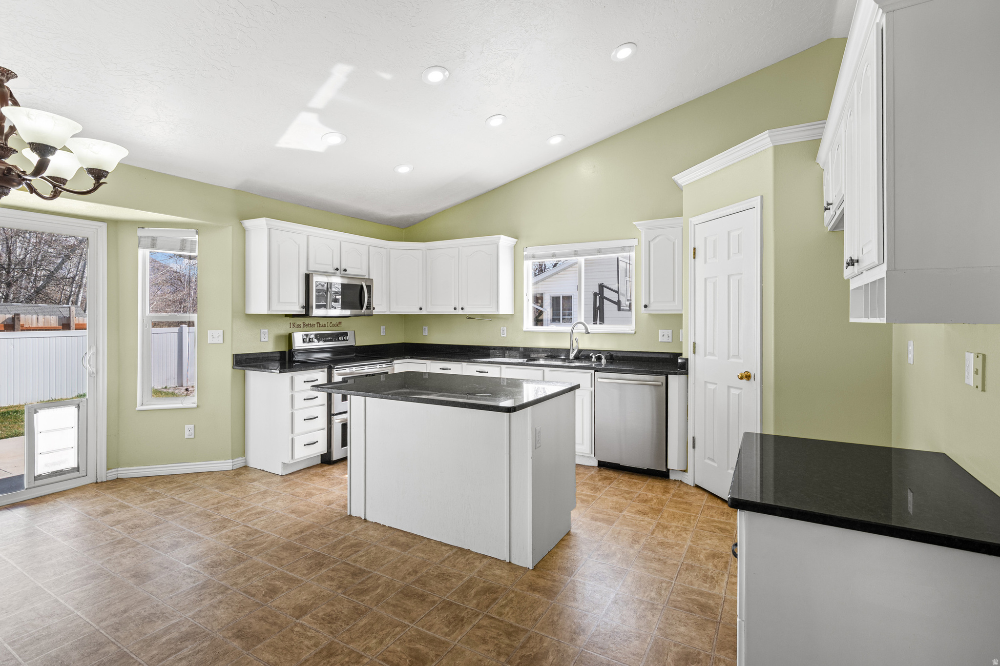 RIVER MEADOWS - Residential