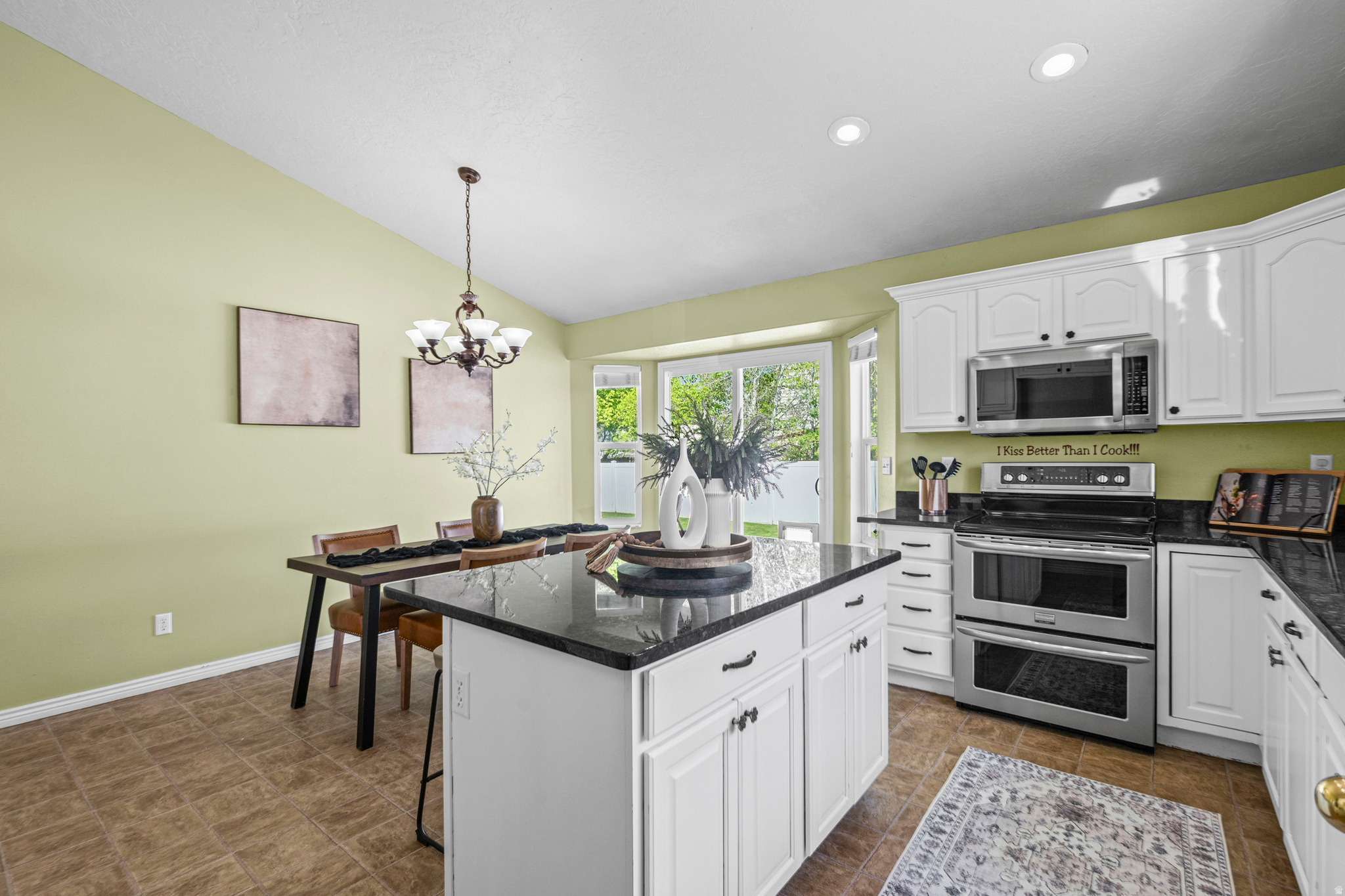 RIVER MEADOWS - Residential