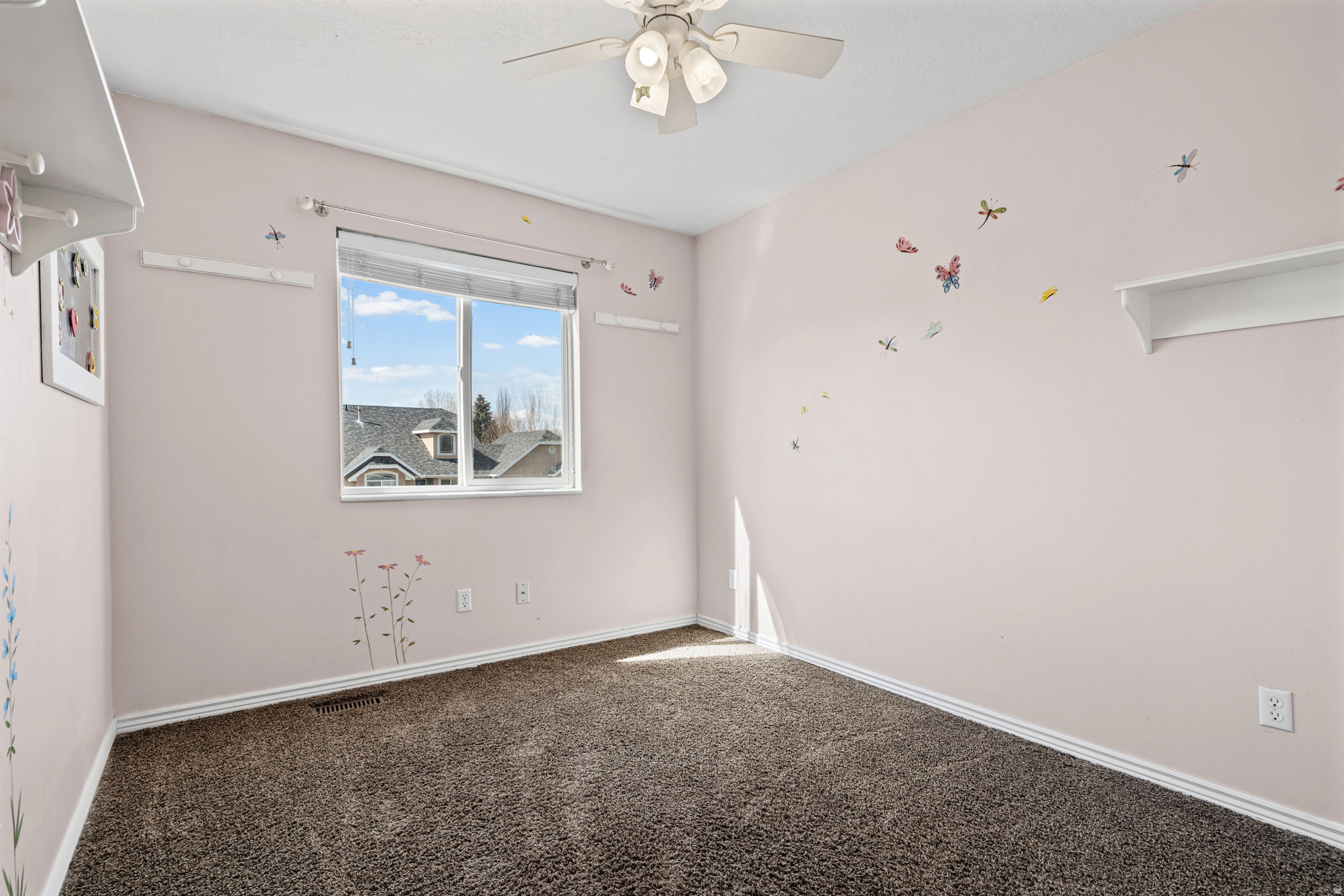 RIVER MEADOWS - Residential