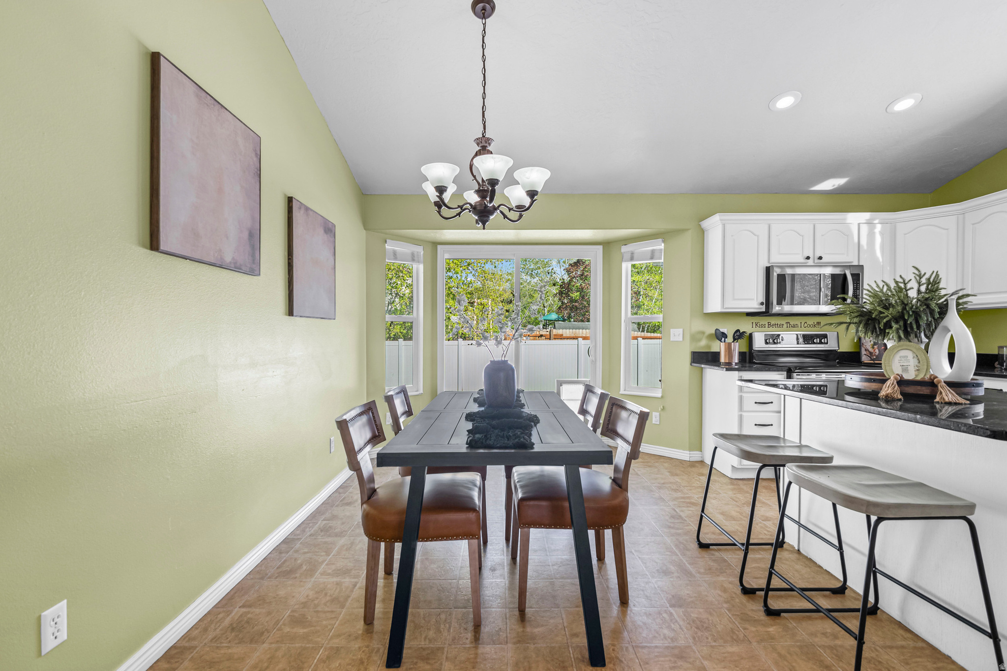 RIVER MEADOWS - Residential