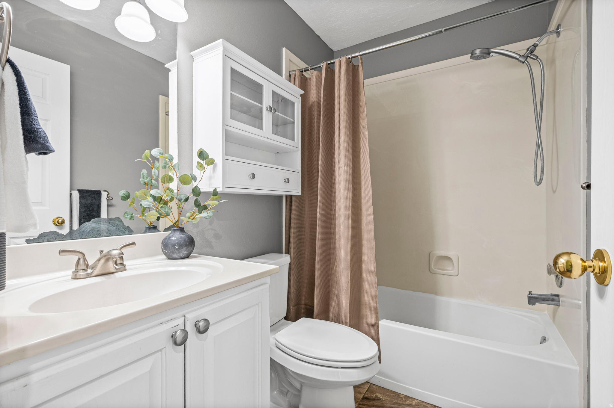 RIVER MEADOWS - Residential