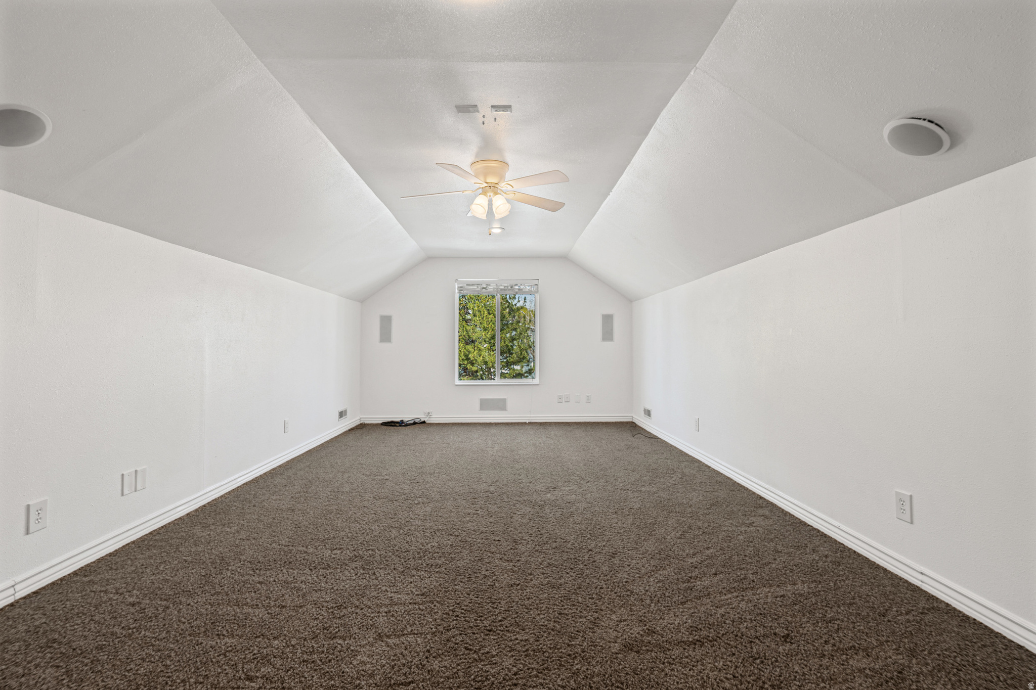 RIVER MEADOWS - Residential