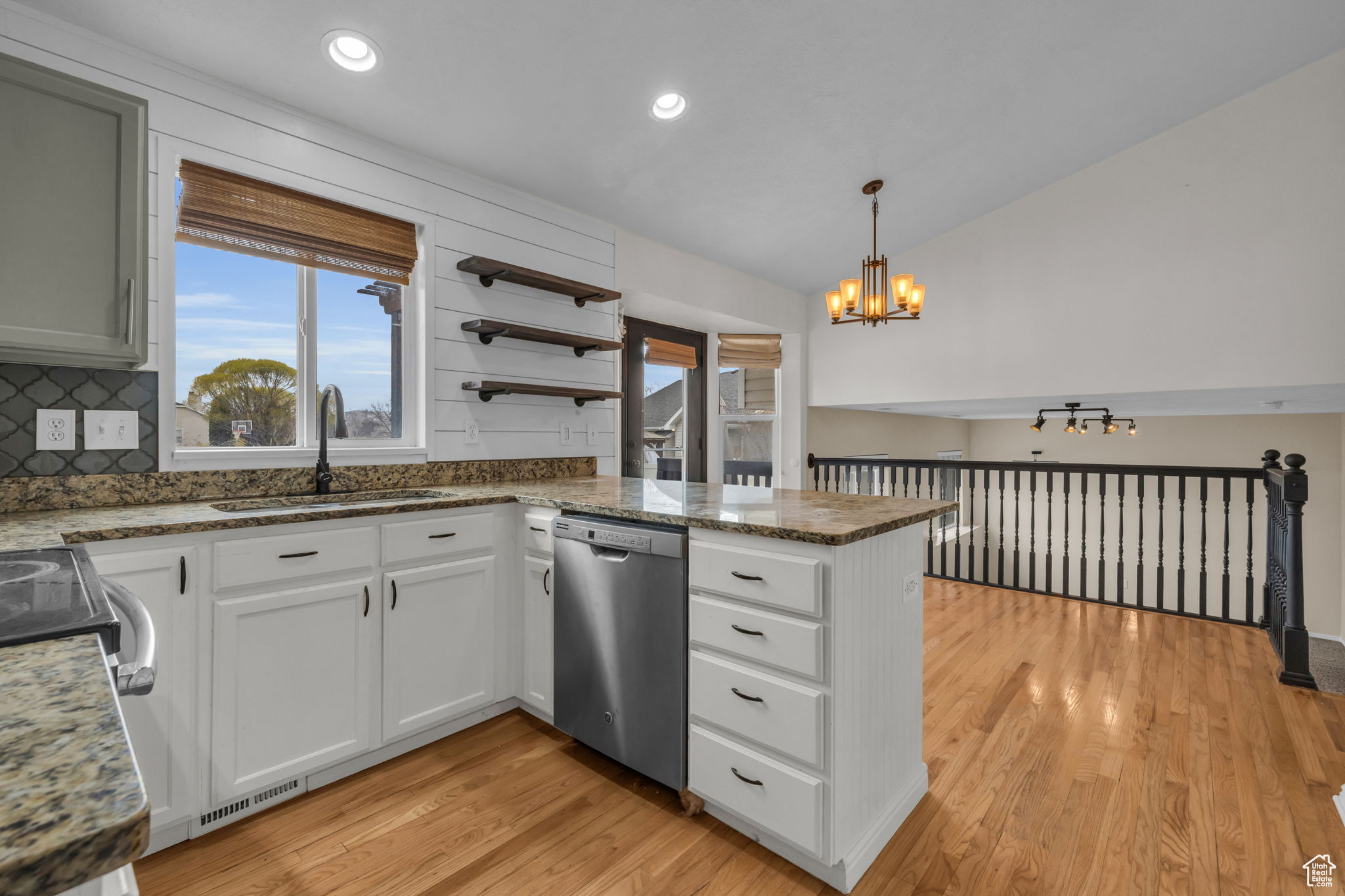 122 E Teal Rd, Saratoga Springs, Utah image 3