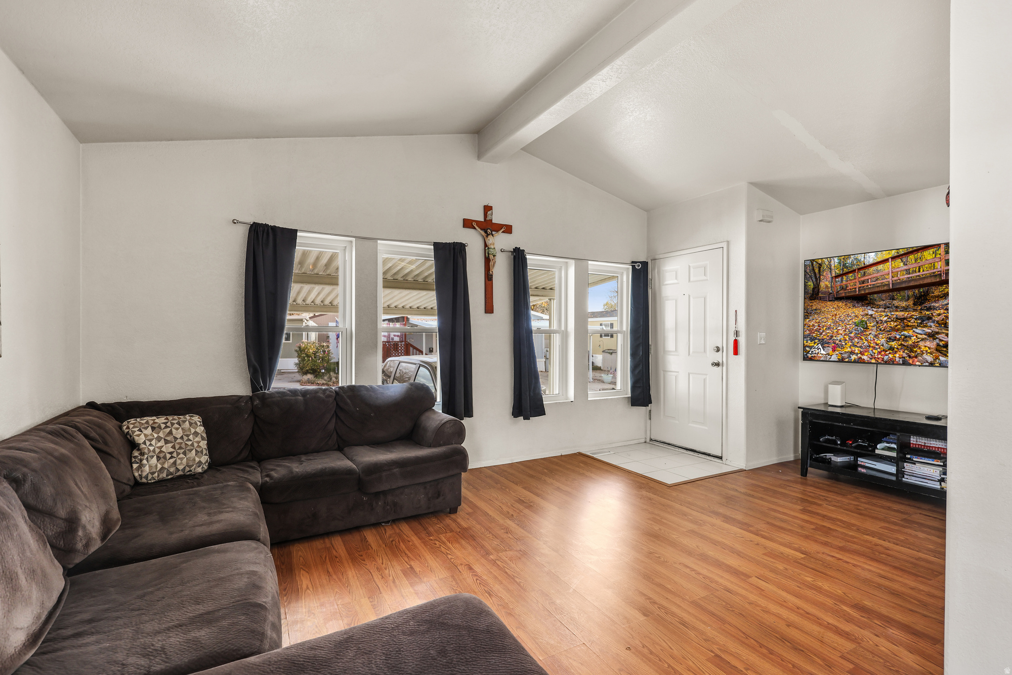 RIVERDALE - Residential