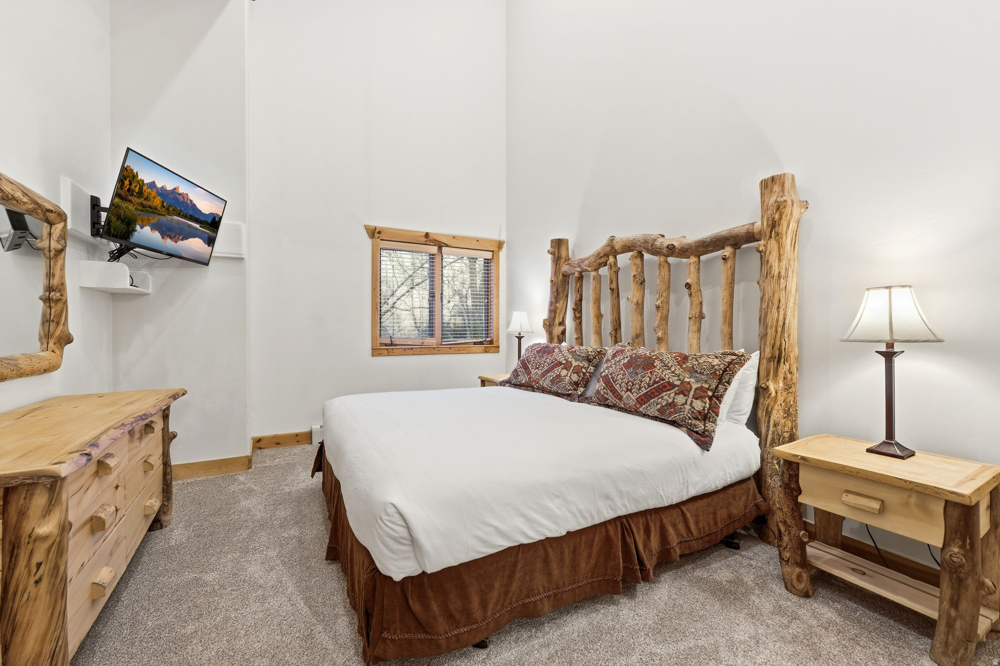 TIMBER WOLF LODGE CONDOS - Residential