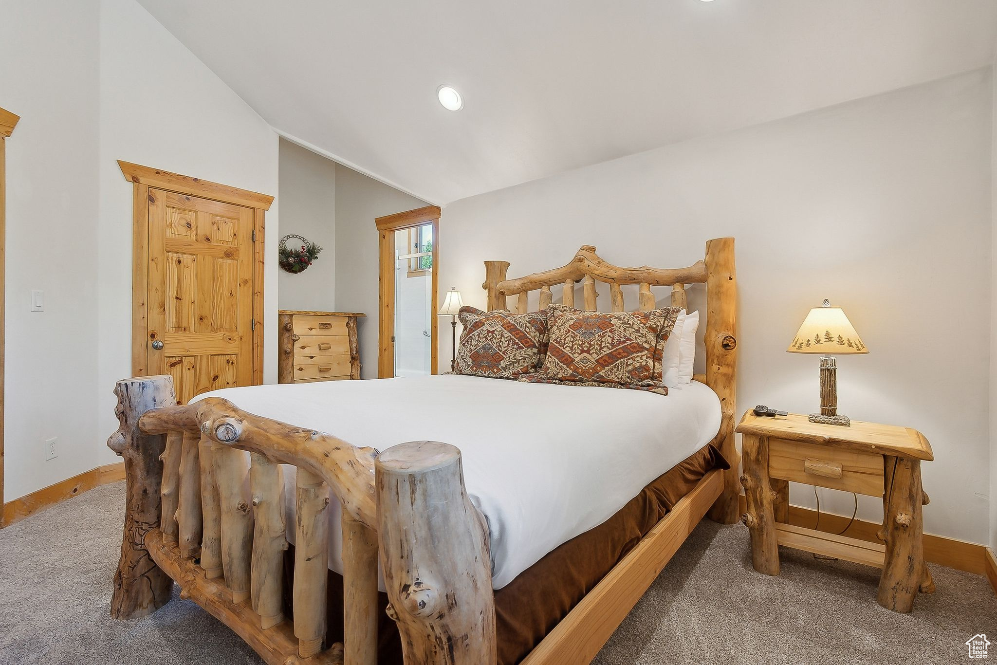 TIMBER WOLF LODGE CONDOS - Residential