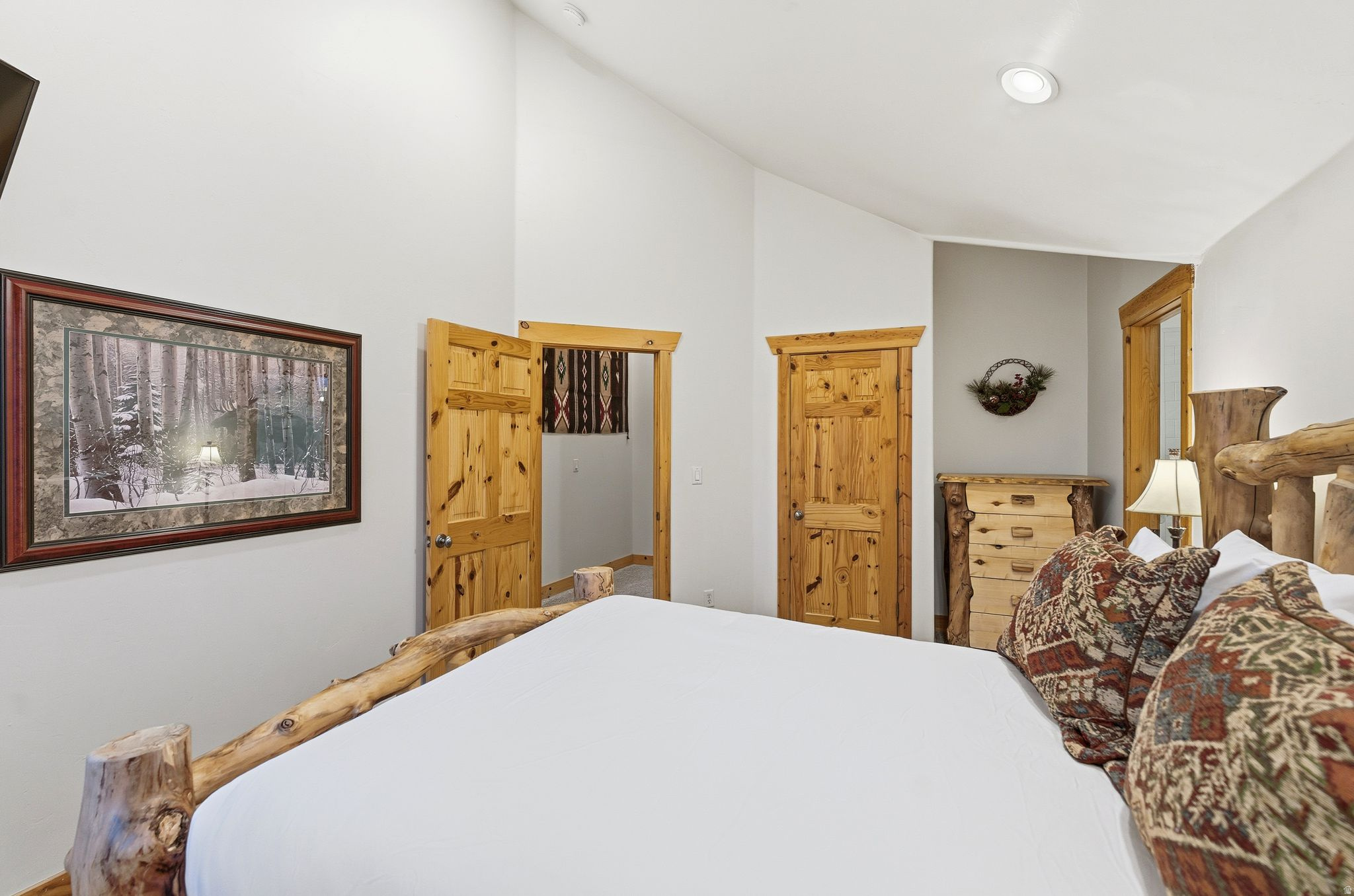 TIMBER WOLF LODGE CONDOS - Residential