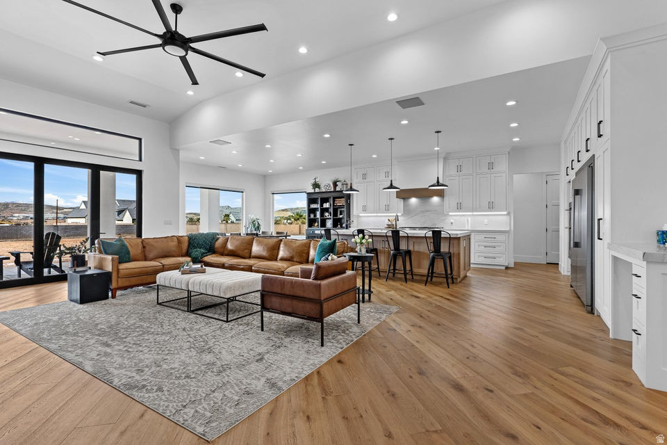 MEADOW VALLEY FARMS PH 6 - Residential