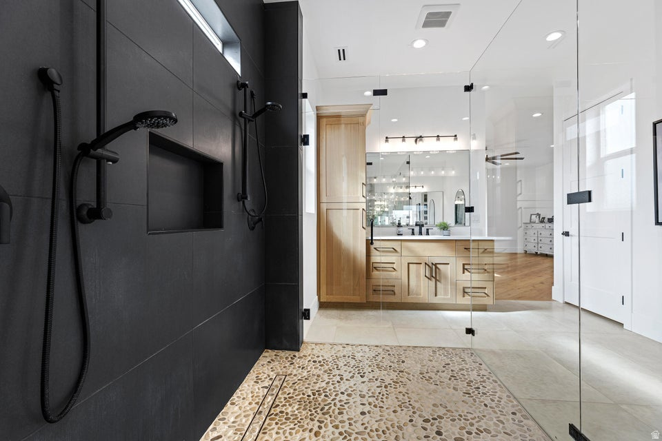 MEADOW VALLEY FARMS PH 6 - Residential