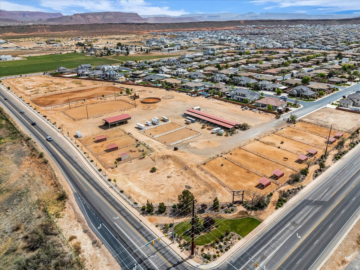 BRIDLE GATE ESTATES PH 1 - Residential