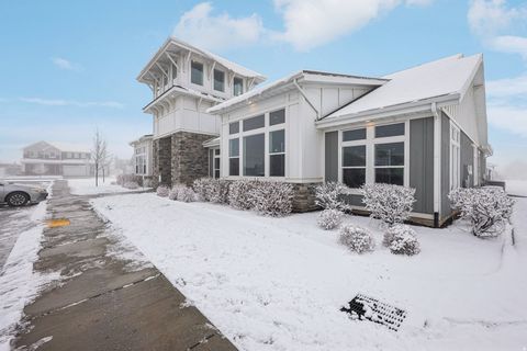 Tiny photo for 3502 S POPLAR LN, Syracuse, UT 84075 (MLS # 2133948)