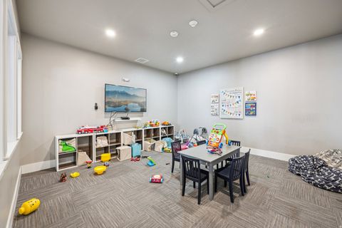 Tiny photo for 3502 S POPLAR LN, Syracuse, UT 84075 (MLS # 2133948)