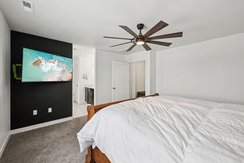 Tiny photo for 3502 S POPLAR LN, Syracuse, UT 84075 (MLS # 2133948)