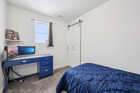 Tiny photo for 3502 S POPLAR LN, Syracuse, UT 84075 (MLS # 2133948)