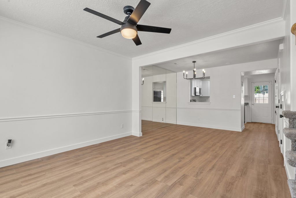 Photo of 834 GREENRIDGE AVE, Payson, UT 84651 (MLS # 2183987)