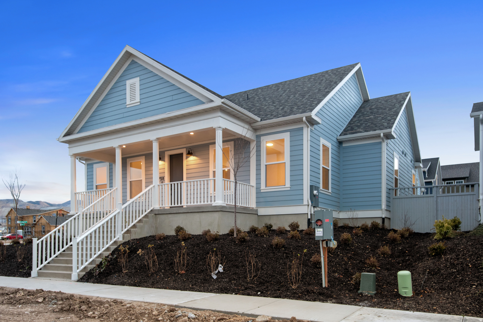 DAYBREAK - Residential