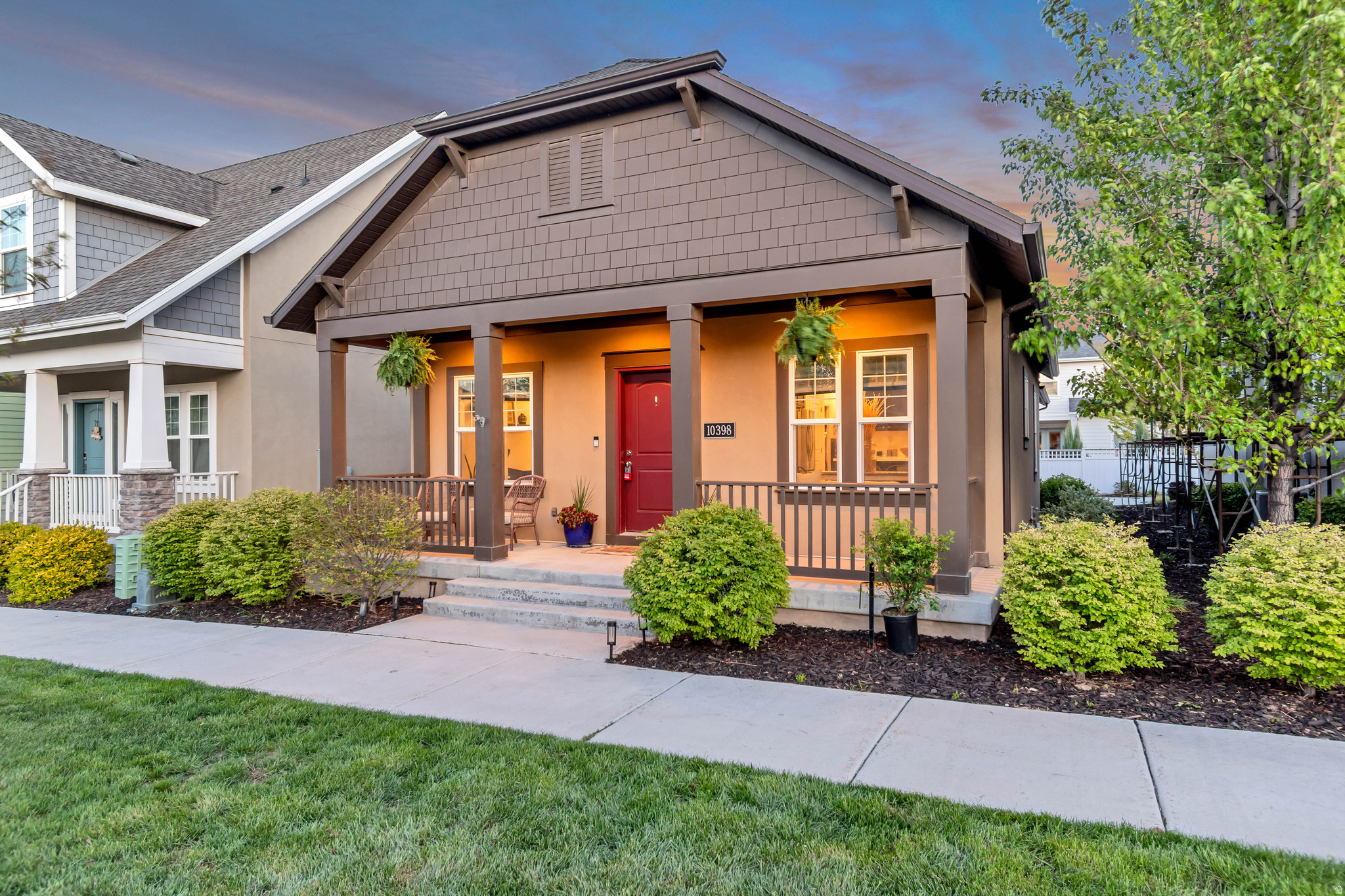 DAYBREAK - Residential