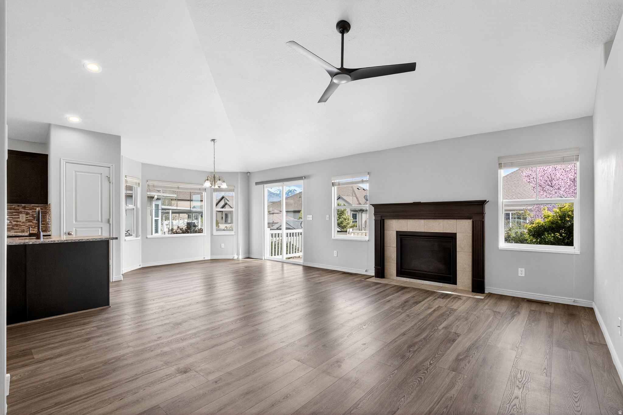 CHELEMES FARMS - Residential