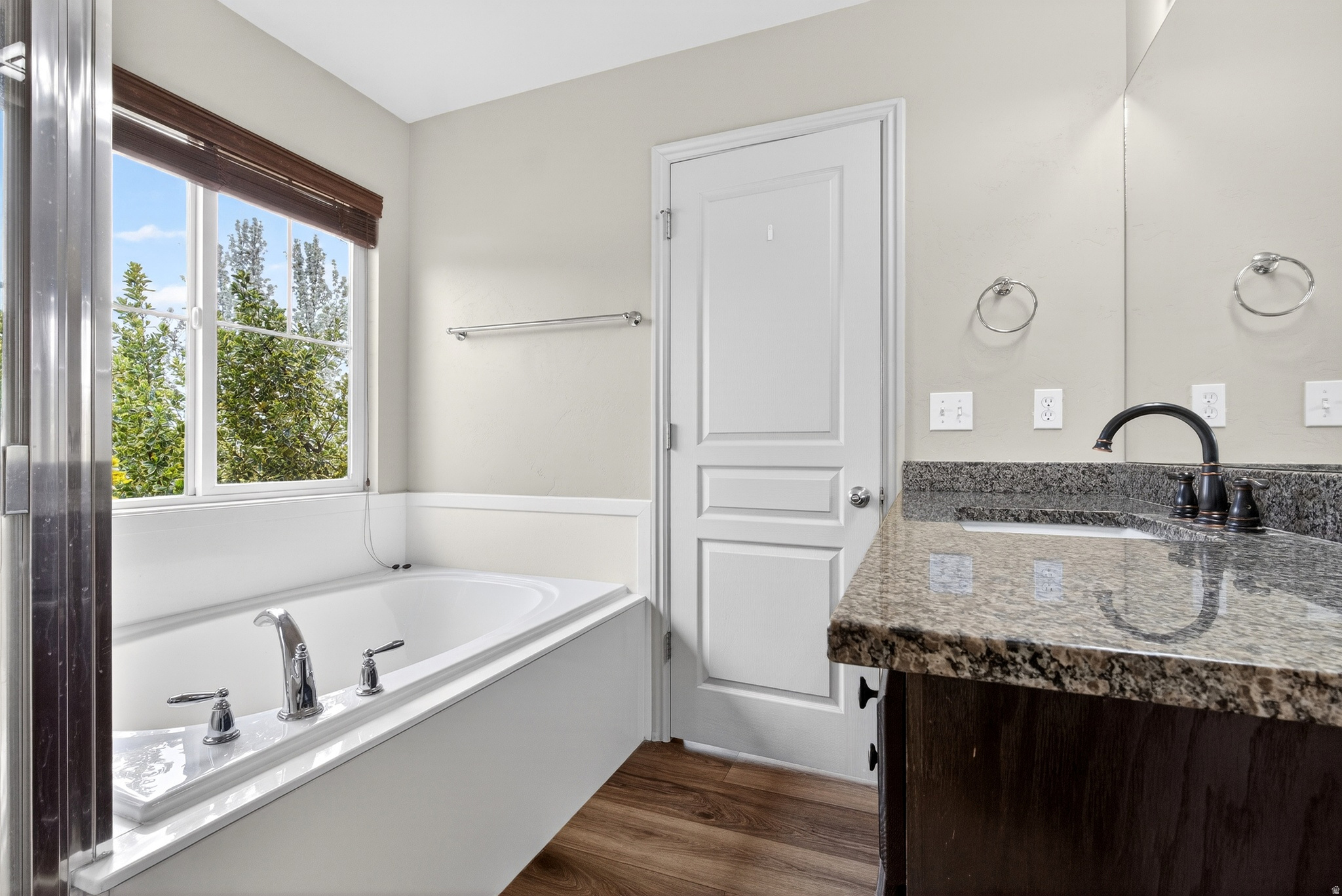 CHELEMES FARMS - Residential