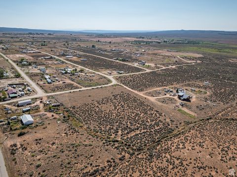 Tiny photo for 32 S ELK MOUNTAIN AVE, La Sal, UT 84530 (MLS # 2108720)