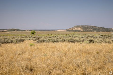 Tiny photo for 32 S ELK MOUNTAIN AVE, La Sal, UT 84530 (MLS # 2108720)