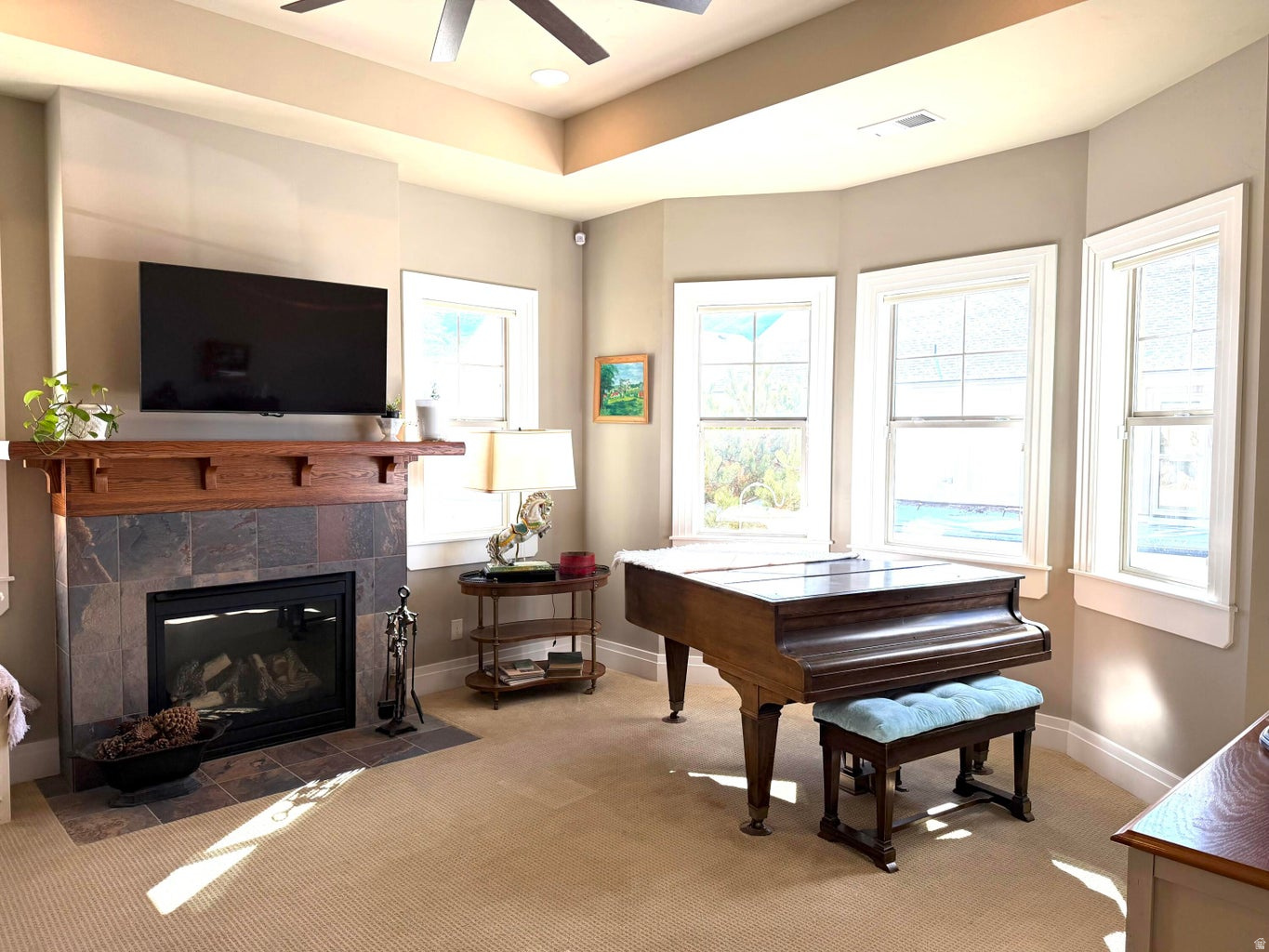 CRESTLINE - Residential