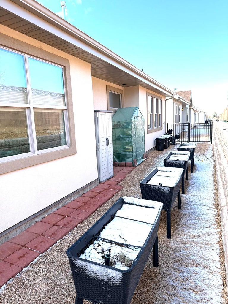 CRESTLINE - Residential