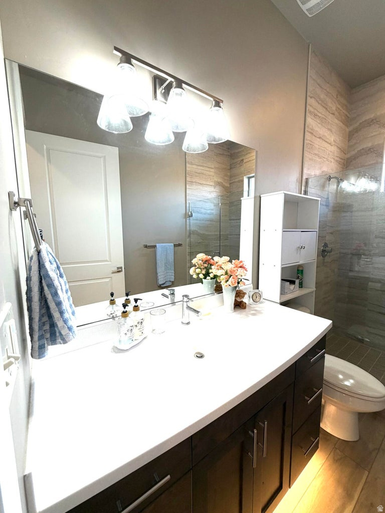 CRESTLINE - Residential