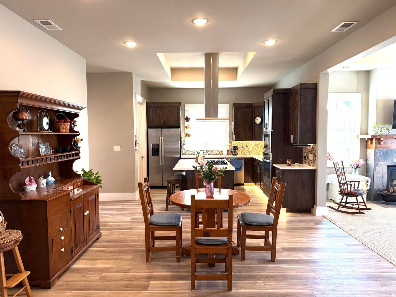 CRESTLINE - Residential