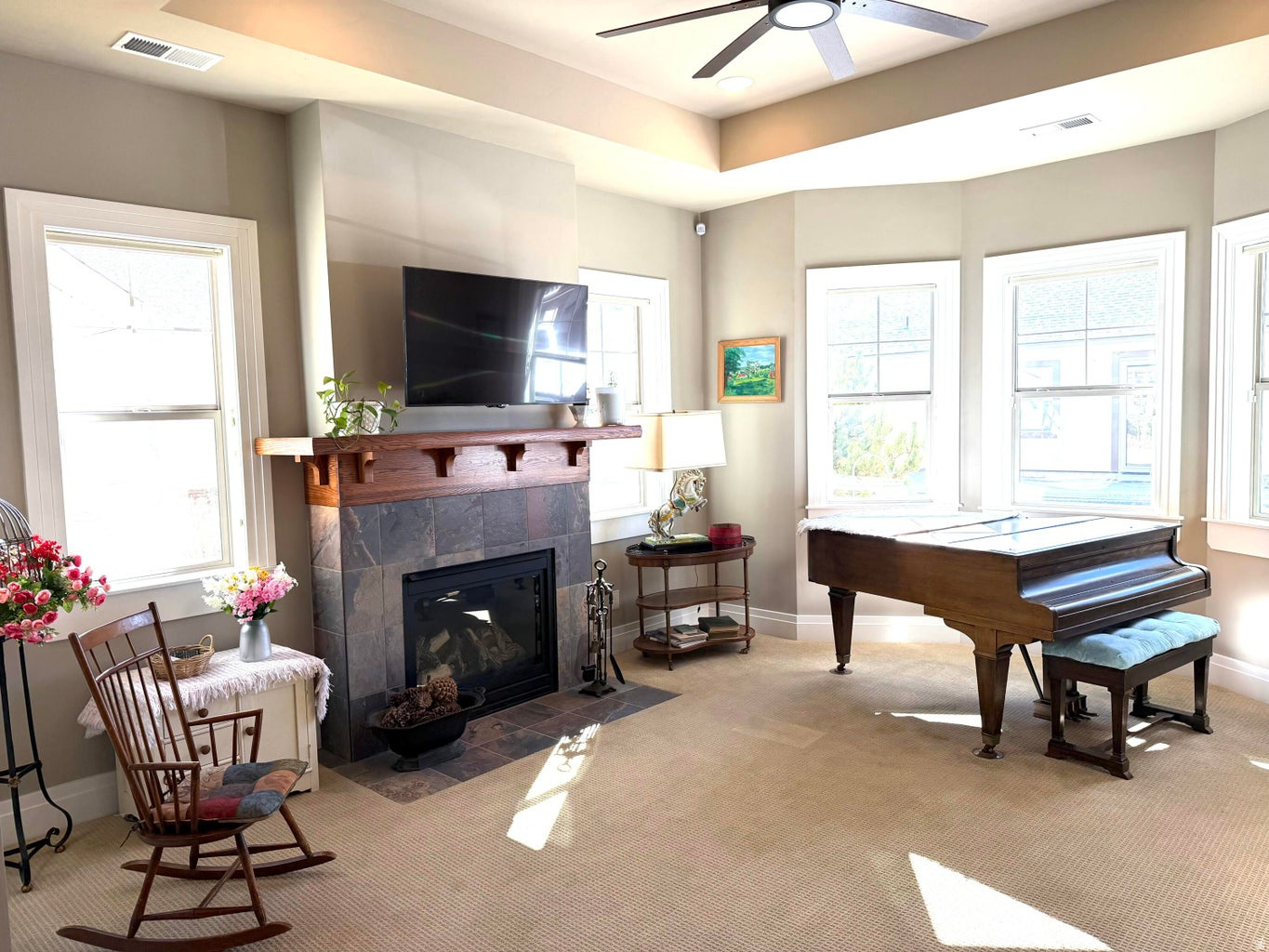 CRESTLINE - Residential