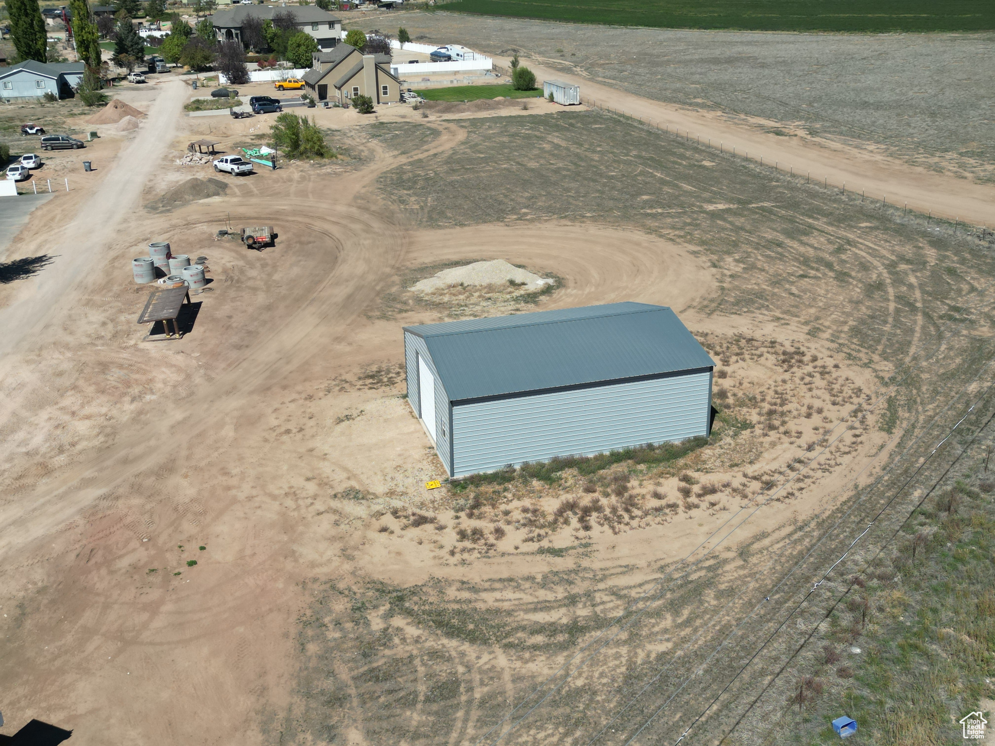 OLD FARM ROAD - Land