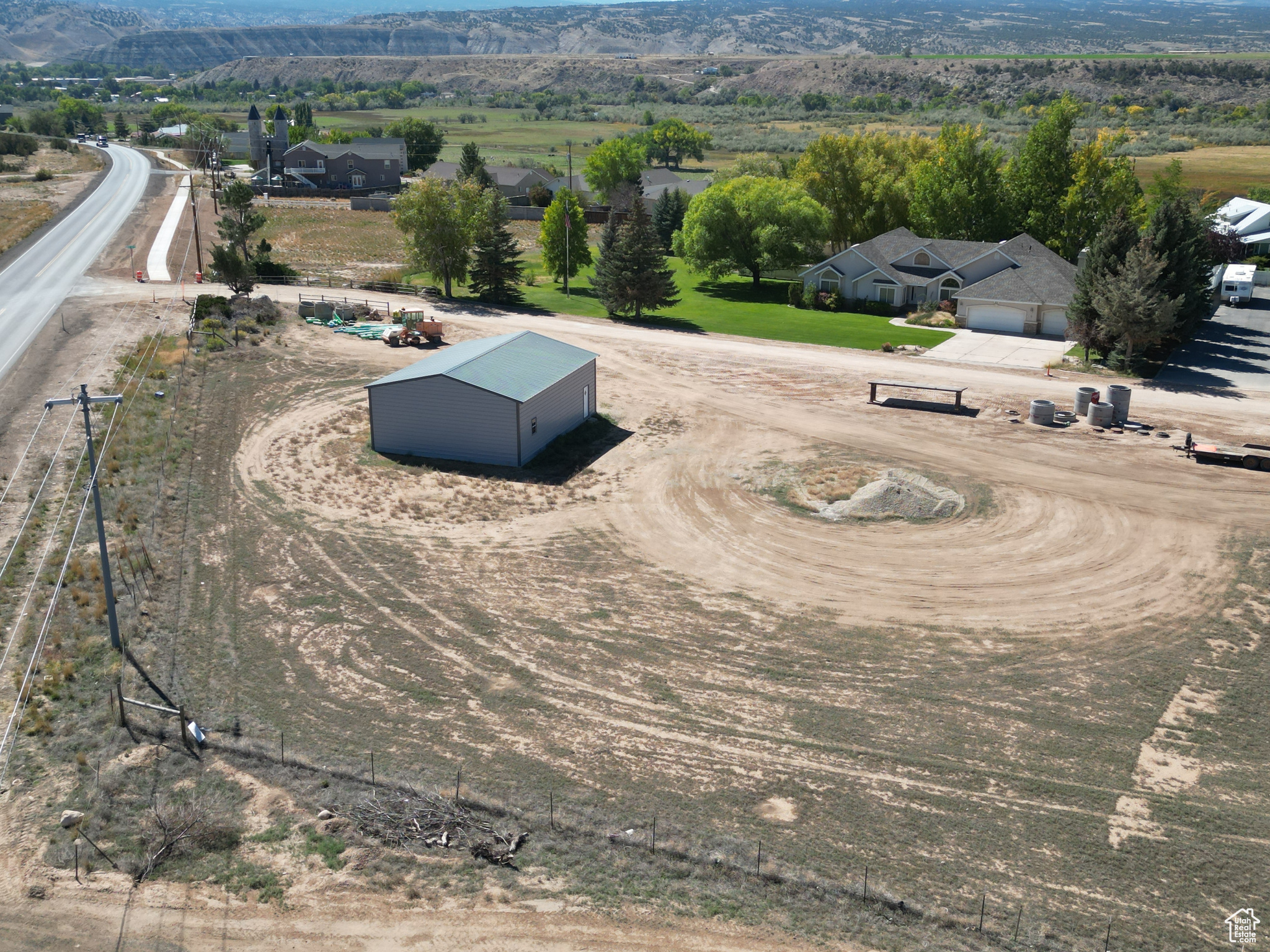 OLD FARM ROAD - Land
