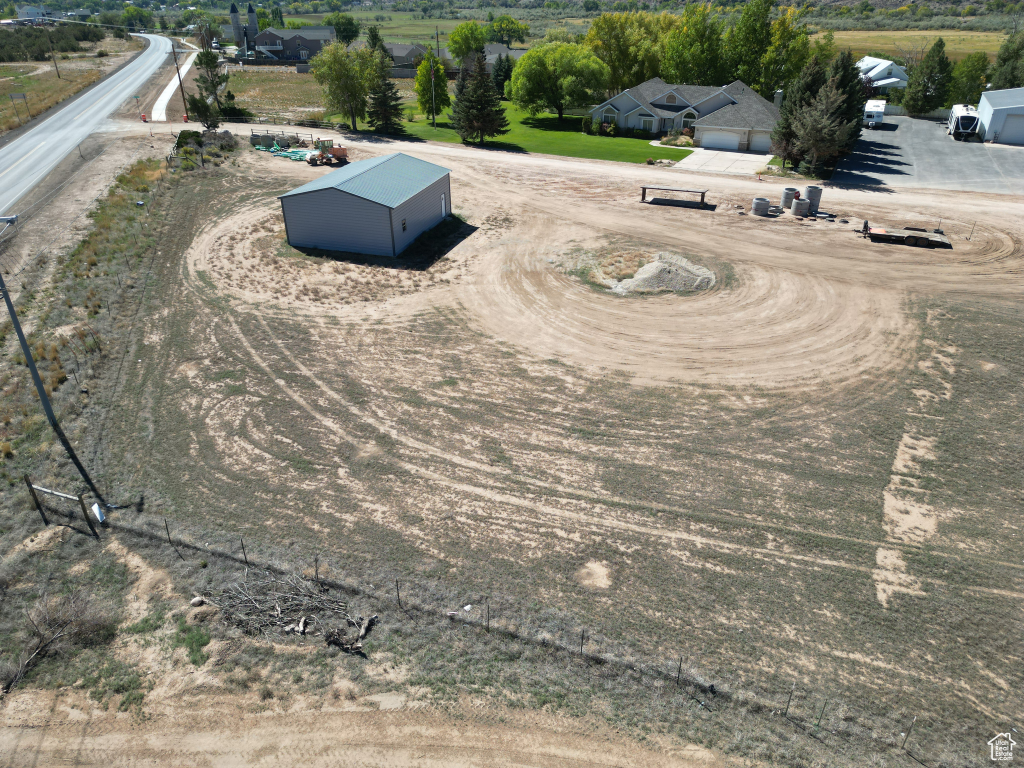 OLD FARM ROAD - Land