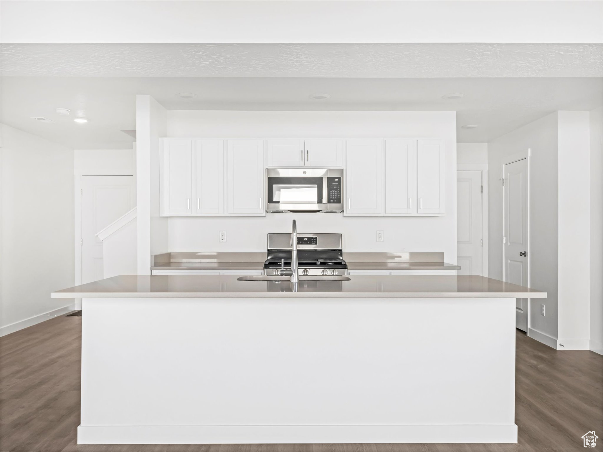 EAGLE POINT - Residential