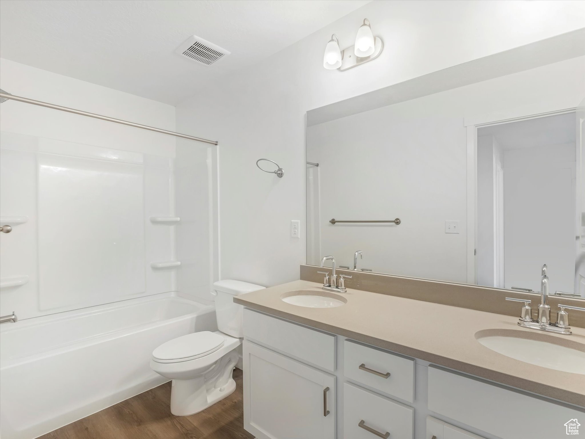 EAGLE POINT - Residential