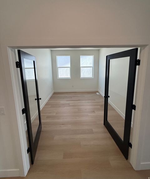 Tiny photo for 2152 W LEGEND WAY #489, Mapleton, UT 84664 (MLS # 2135862)