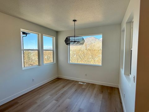 Tiny photo for 2152 W LEGEND WAY #489, Mapleton, UT 84664 (MLS # 2135862)