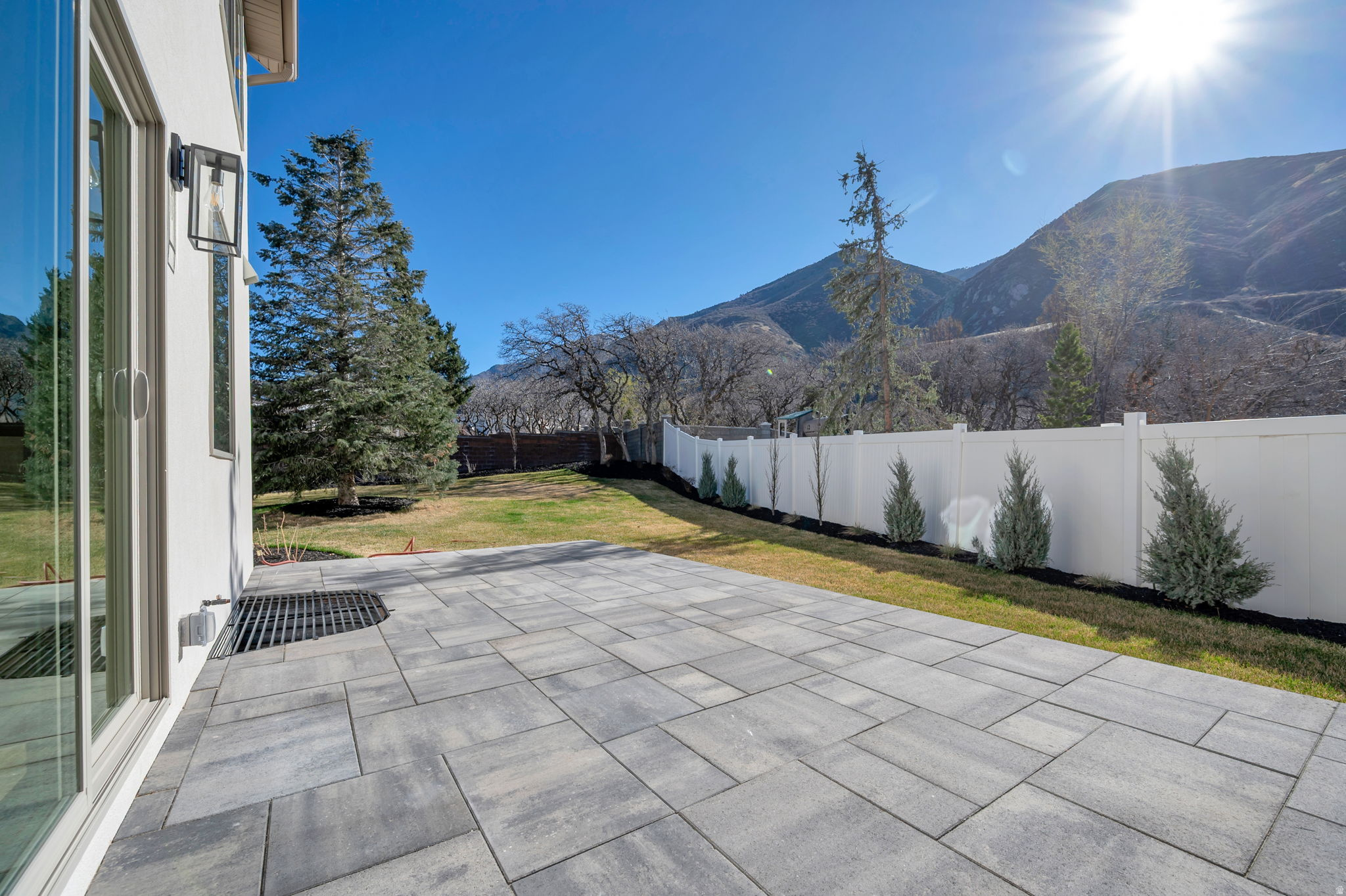 DRAPER OAKS - Residential