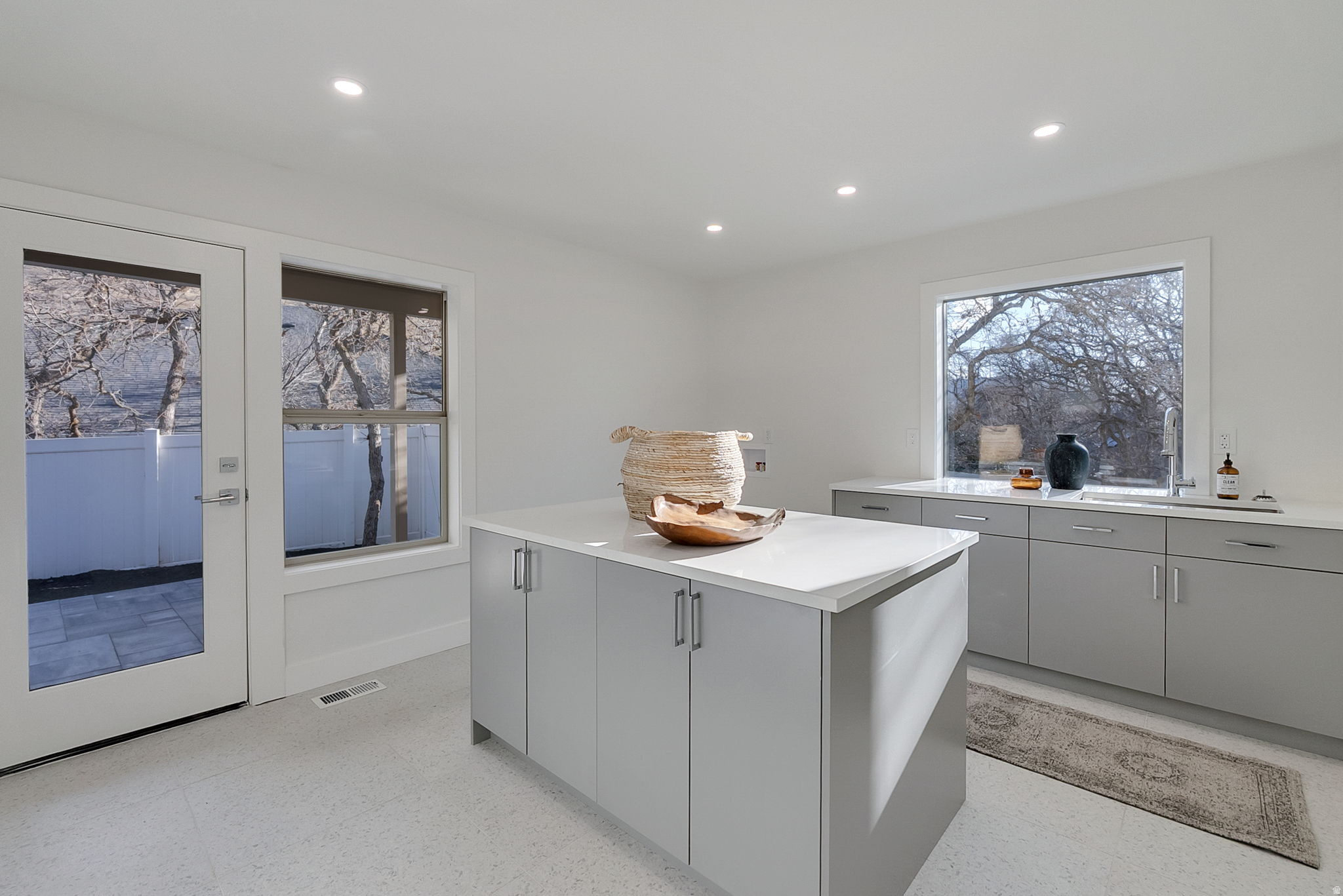 DRAPER OAKS - Residential