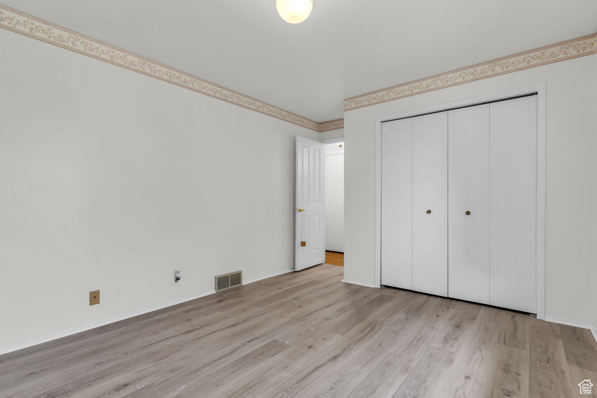 CLOVER CREST #3 - Residential