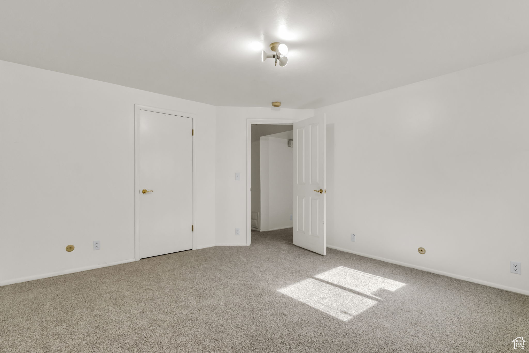 CLOVER CREST #3 - Residential