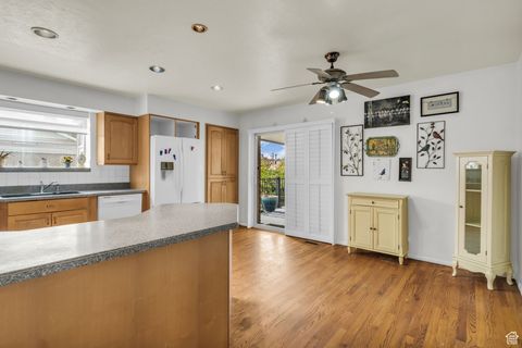 Tiny photo for 5200 S CLOVER MEADOW DR, Murray, UT 84123 (MLS # 2119771)