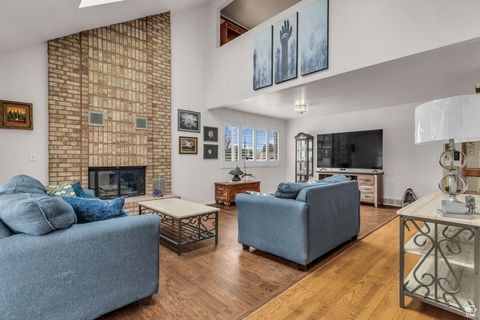 Tiny photo for 5200 S CLOVER MEADOW DR, Murray, UT 84123 (MLS # 2119771)