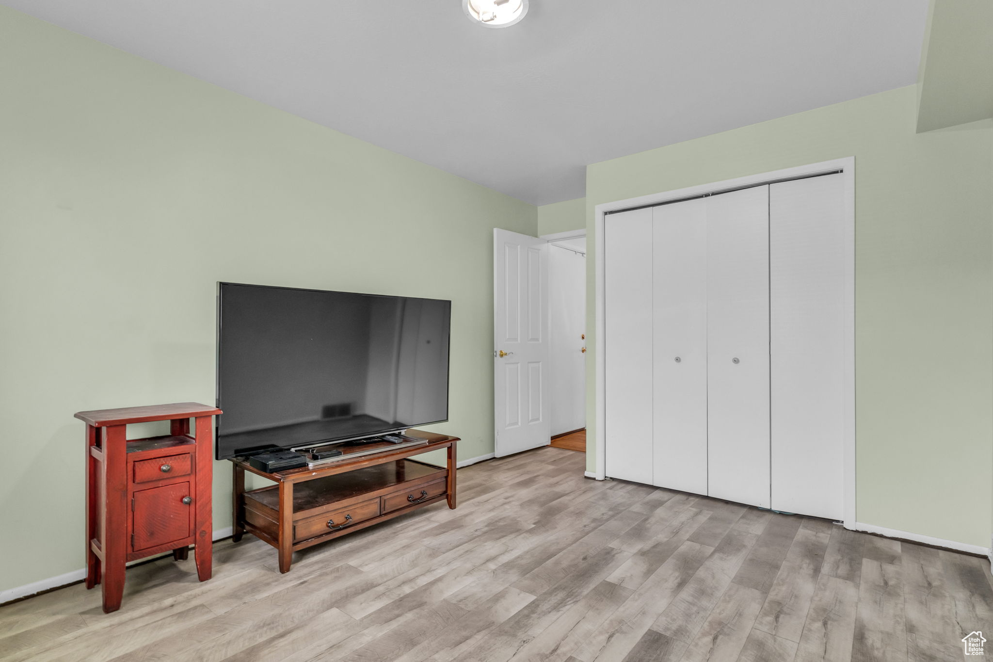 CLOVER CREST #3 - Residential