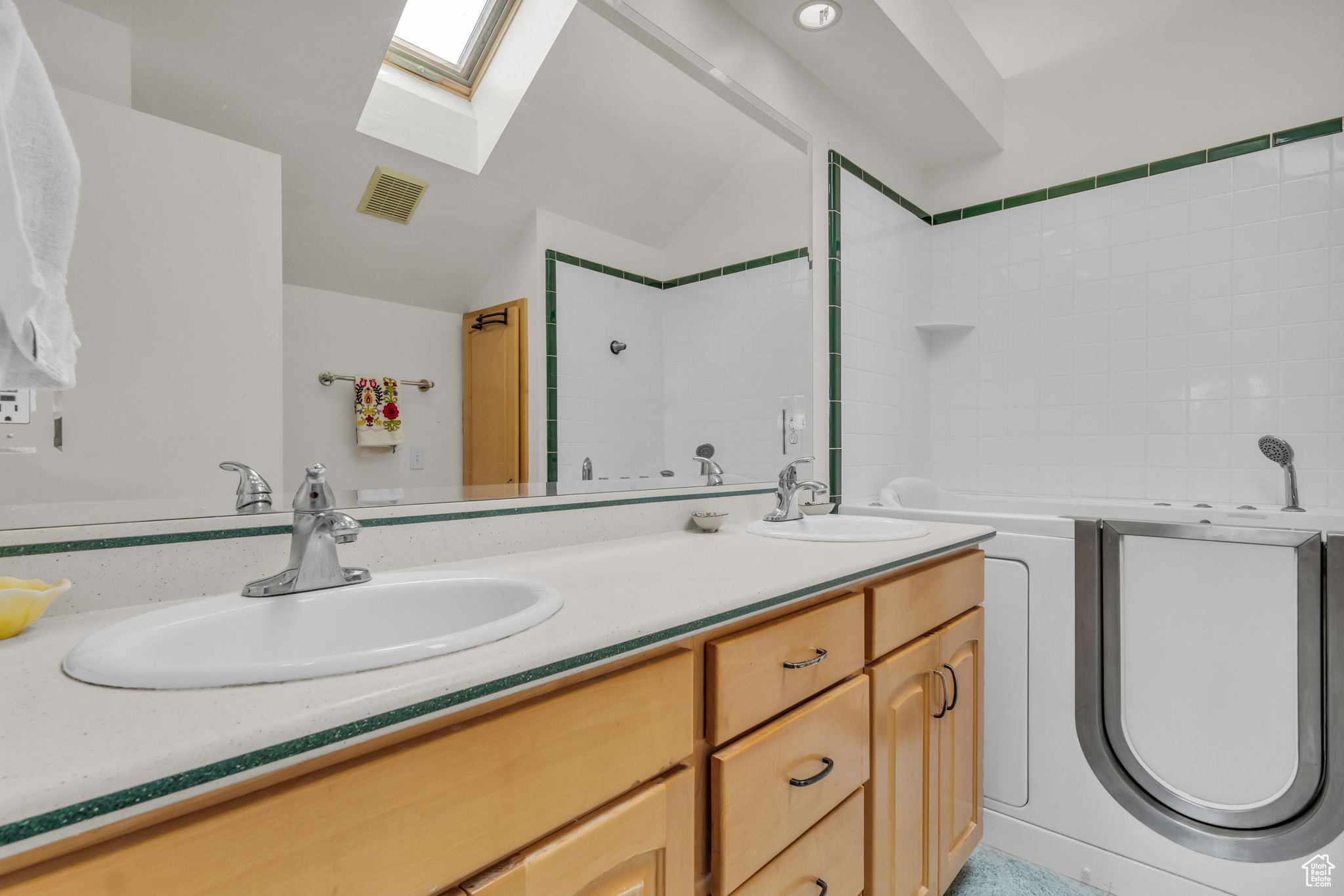 CLOVER CREST #3 - Residential